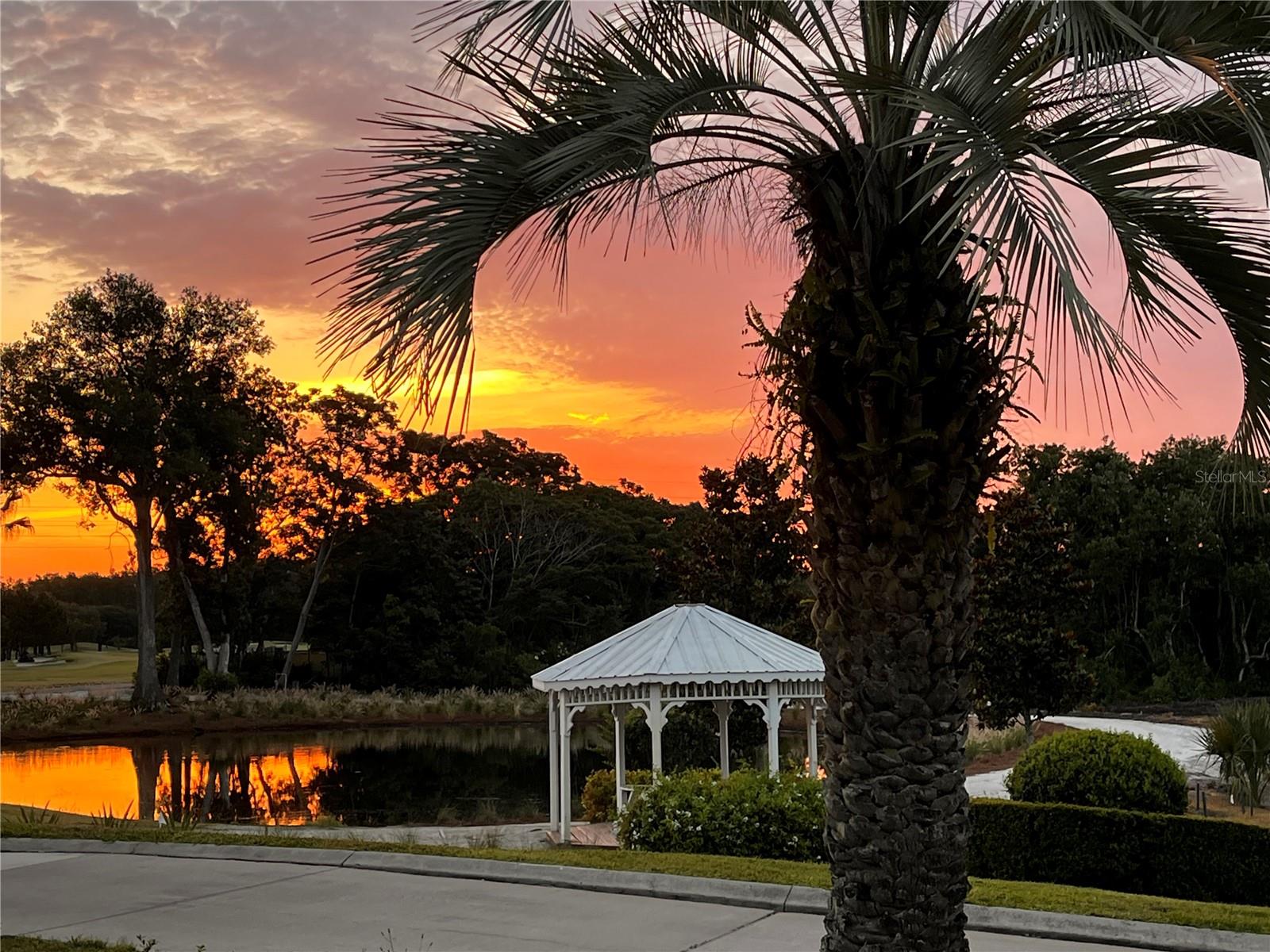 SOUTHPOINTE CONDO - Residential