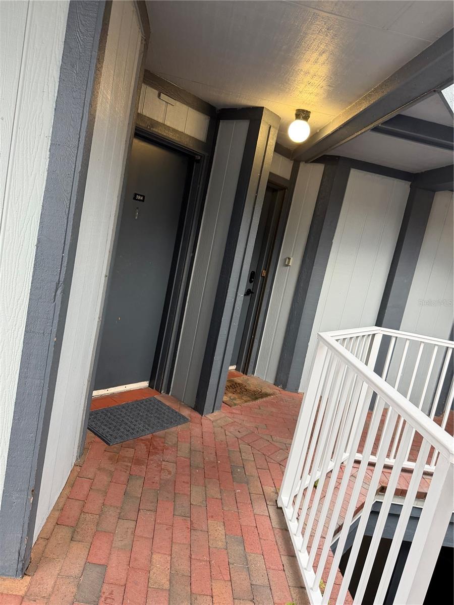 SOUTHPOINTE CONDO - Residential