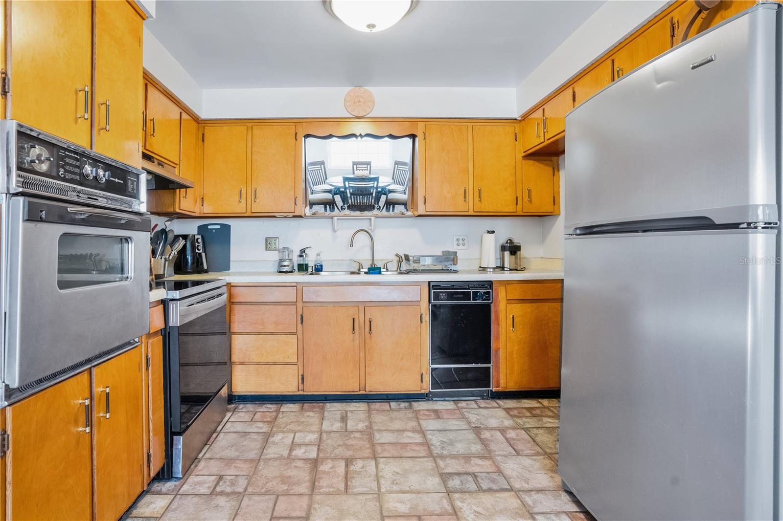 OCEAN BREEZE ESTATES - Residential