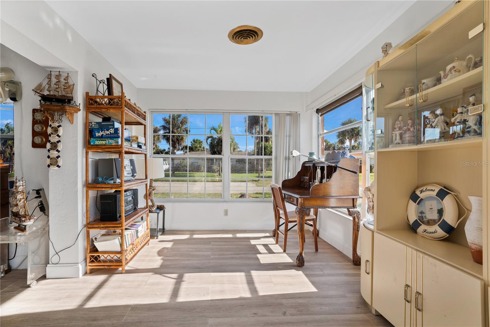 OCEAN BREEZE ESTATES - Residential