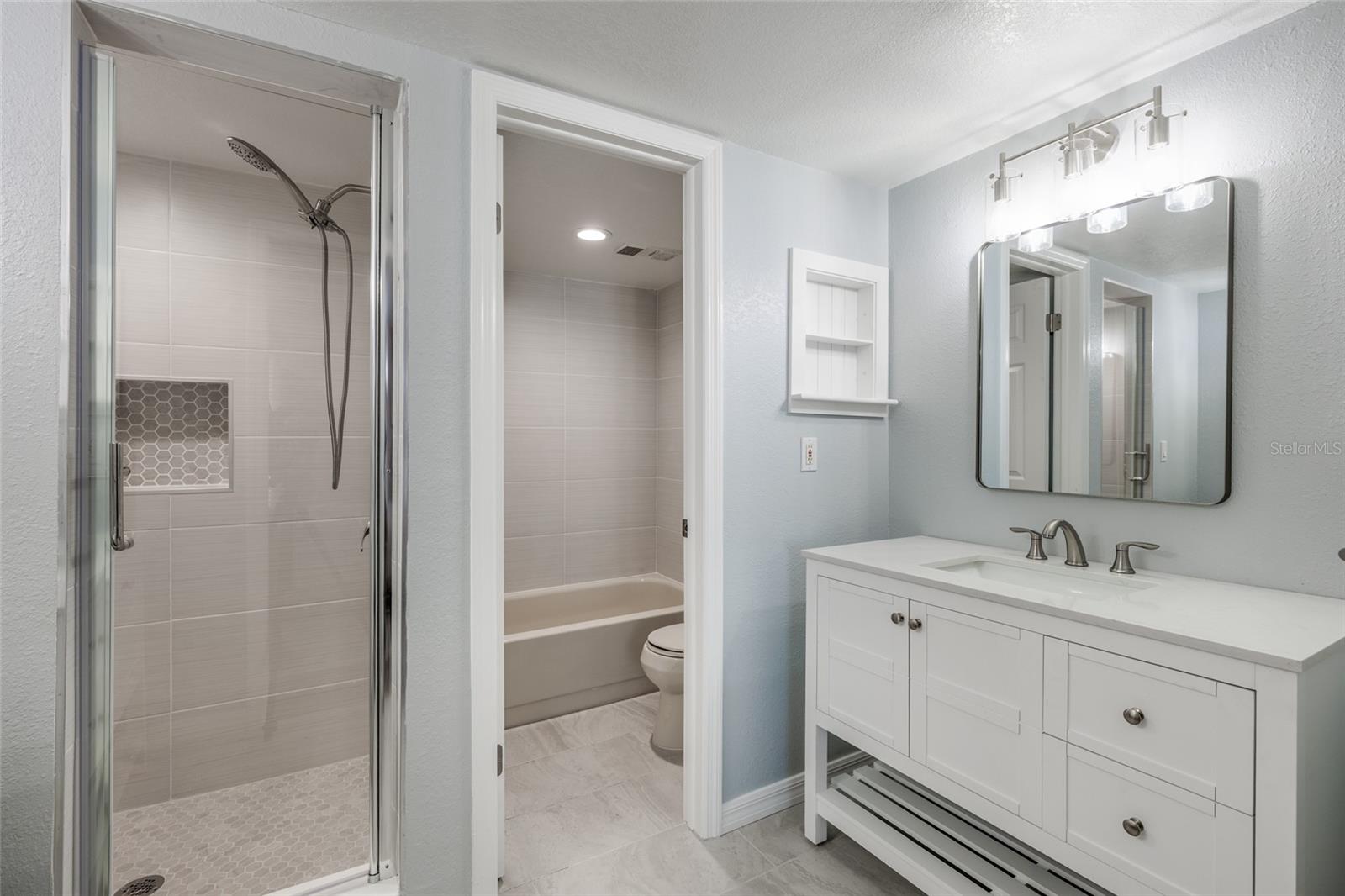 BORDEAUX VILLAGE - Residential