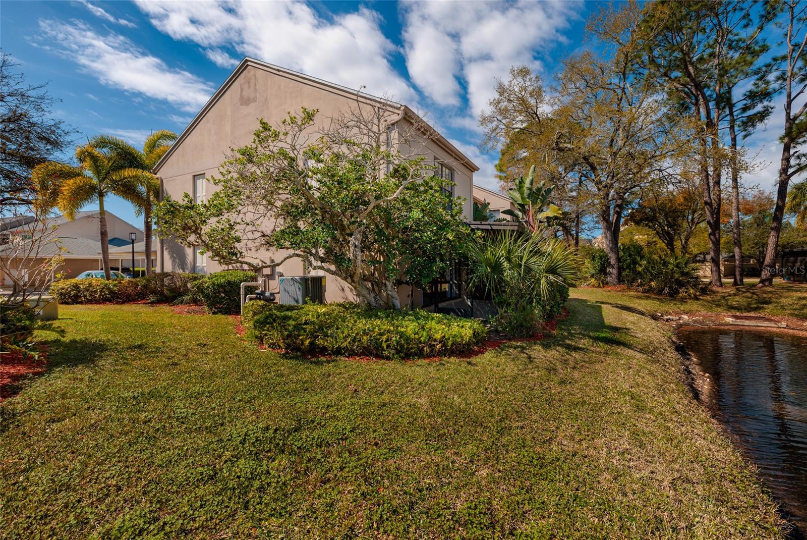 BORDEAUX VILLAGE - Residential