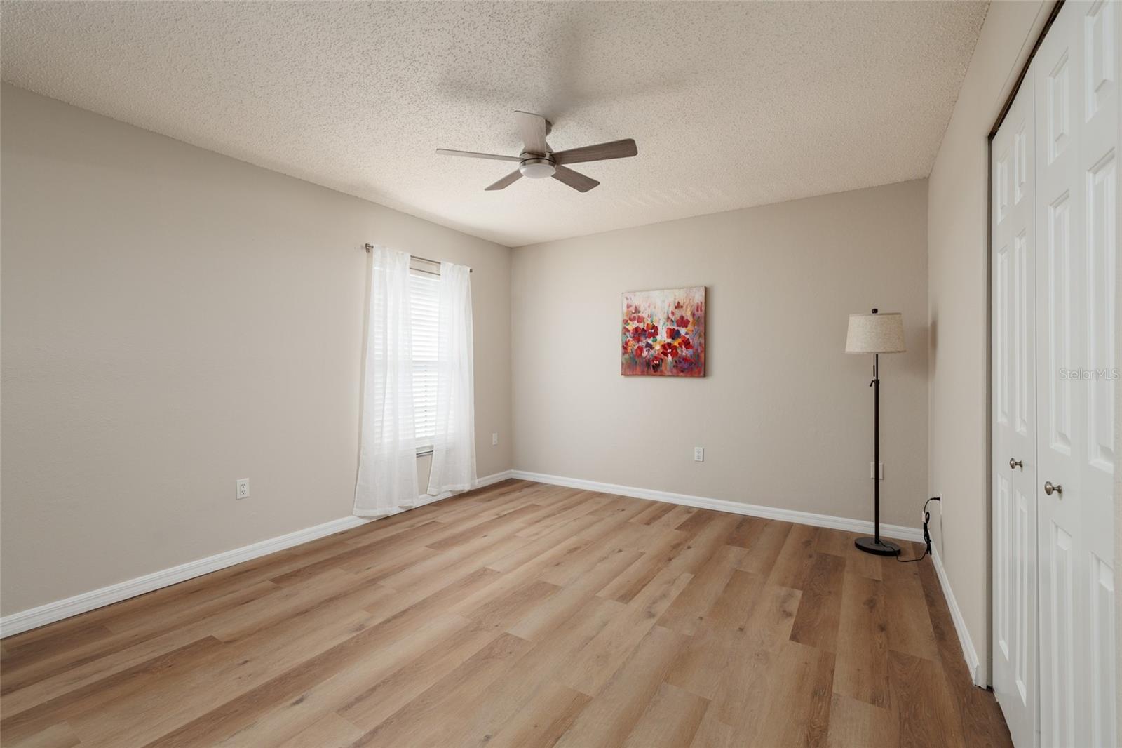 BORDEAUX VILLAGE - Residential