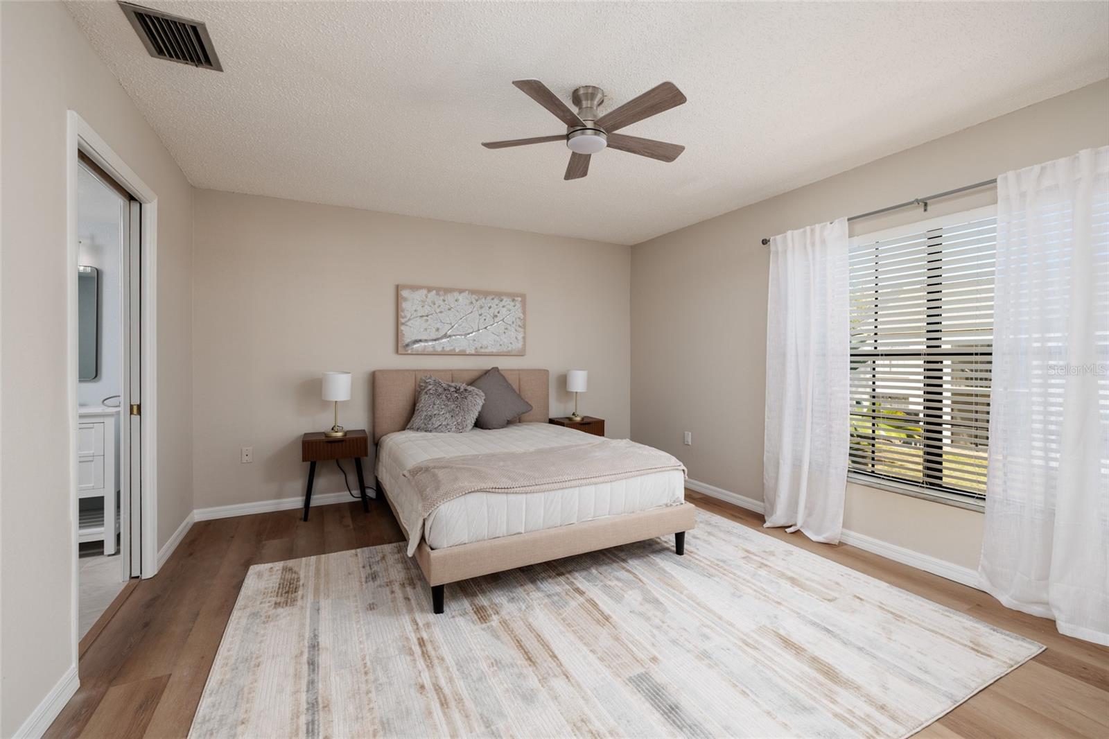 BORDEAUX VILLAGE - Residential