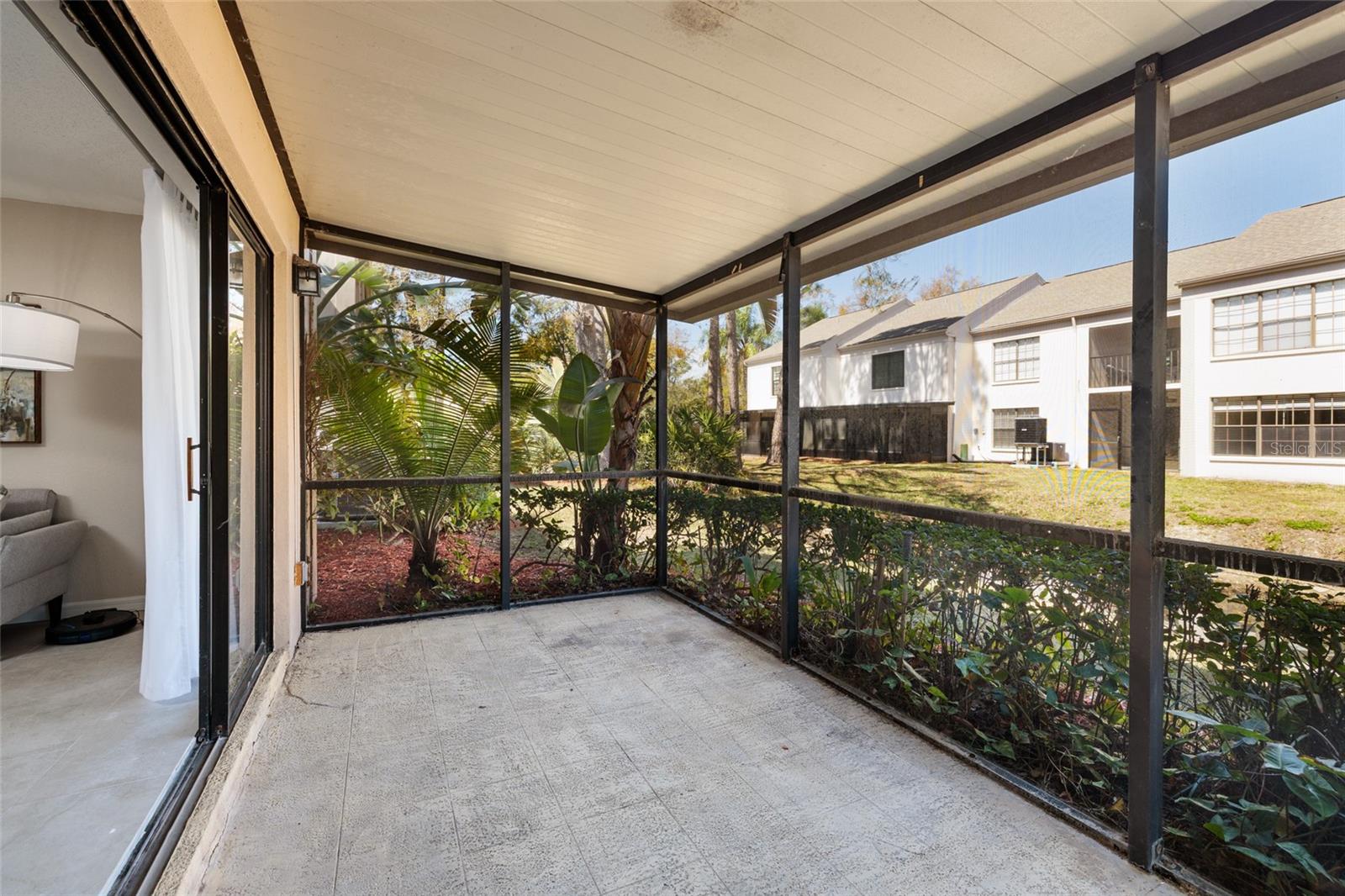 BORDEAUX VILLAGE - Residential