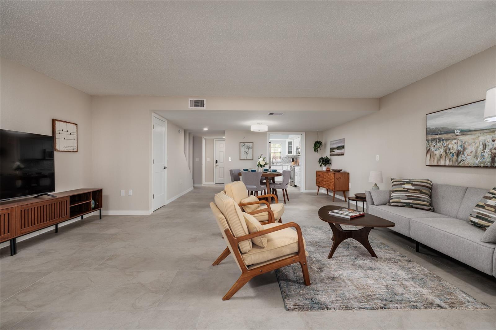 BORDEAUX VILLAGE - Residential