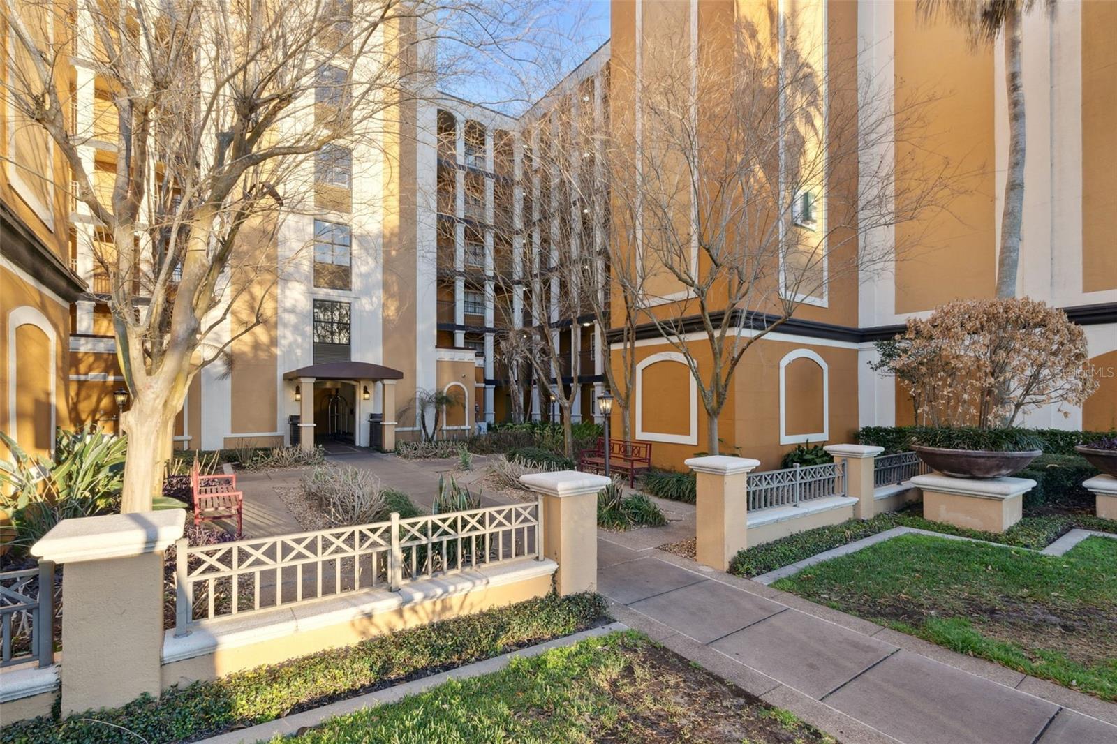 12527 FLORIDAYS RESORT DRIVE 601E