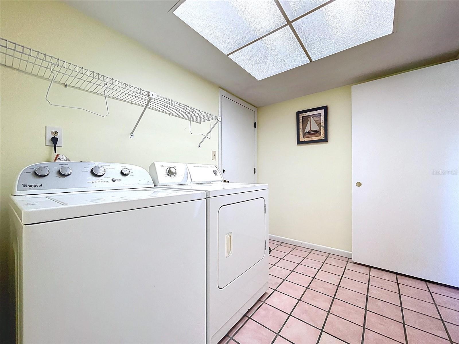 SPANISH TRAILS - Residential