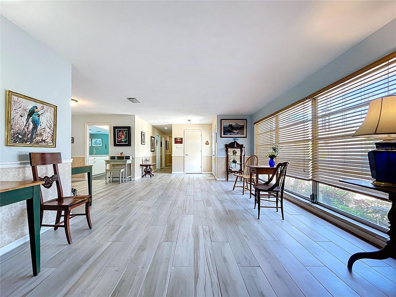 SPANISH TRAILS - Residential