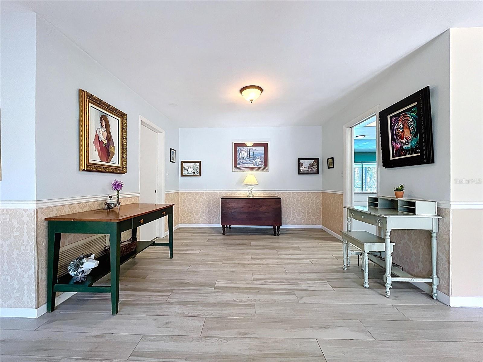 SPANISH TRAILS - Residential