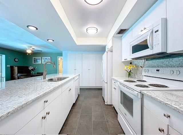 SPANISH TRAILS - Residential
