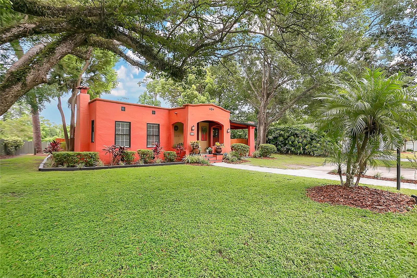 ROSE COURT - Residential