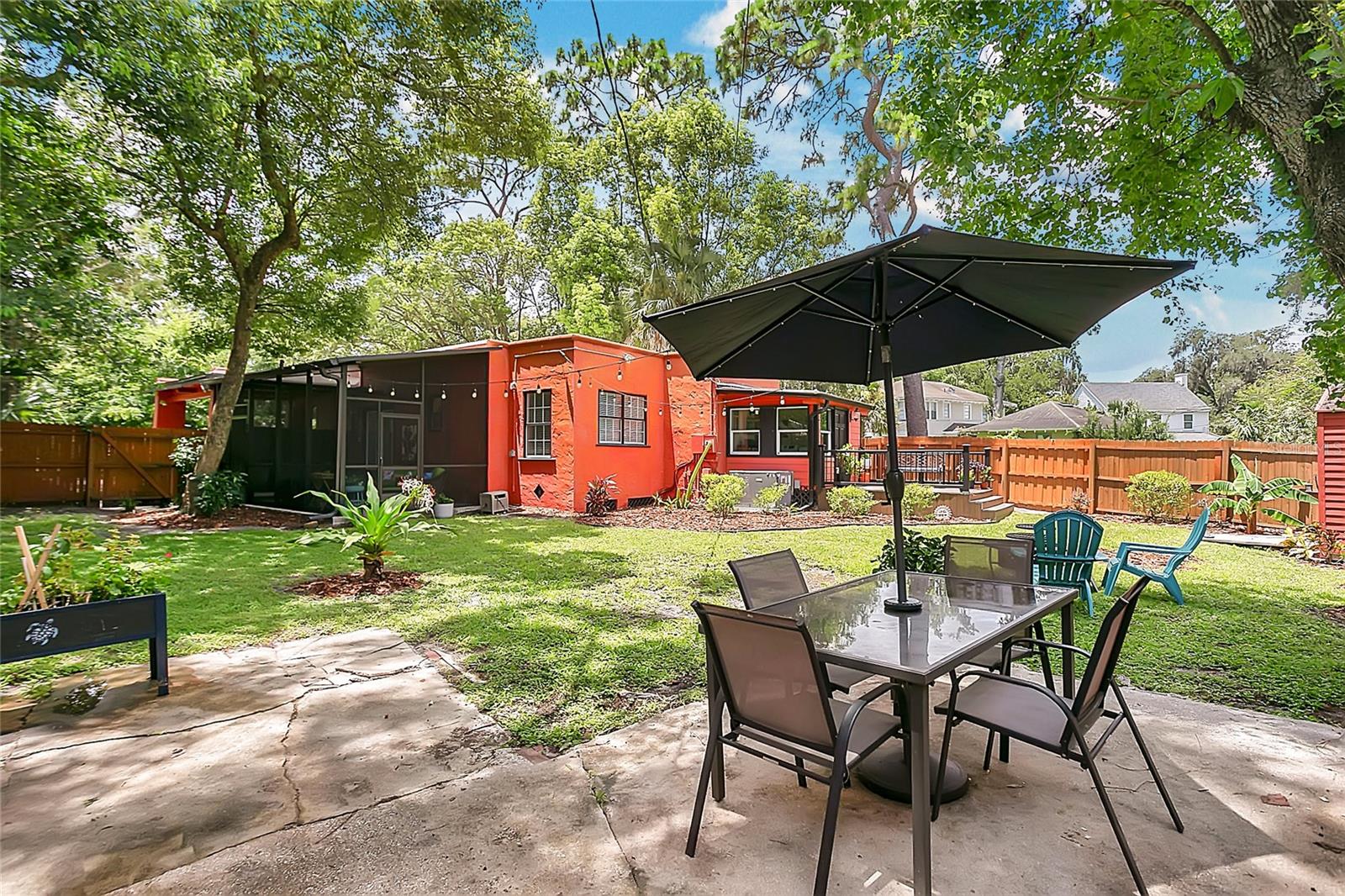 ROSE COURT - Residential