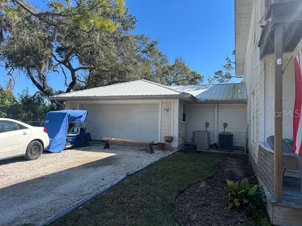 Photo of 5610 Middle Avenue, Sarasota, FL 34243 (MLS # A4683892)