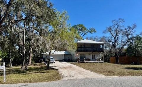 Photo of 5610 Middle Avenue, Sarasota, FL 34243 (MLS # A4683892)