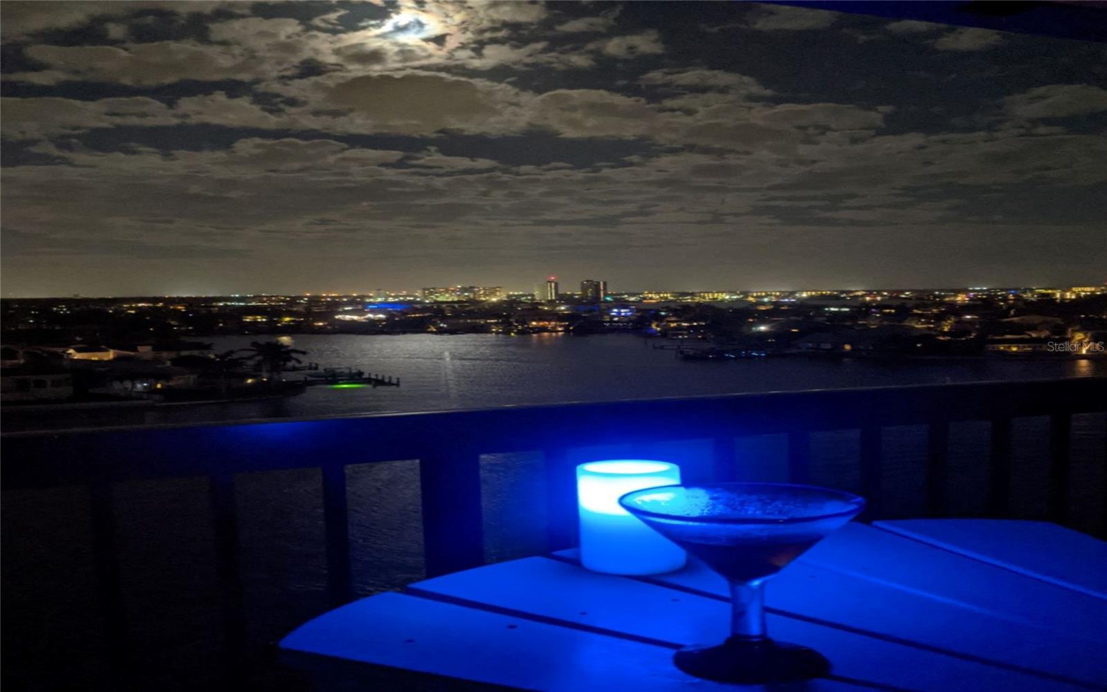 WEATHERLY THE CONDO - Residential