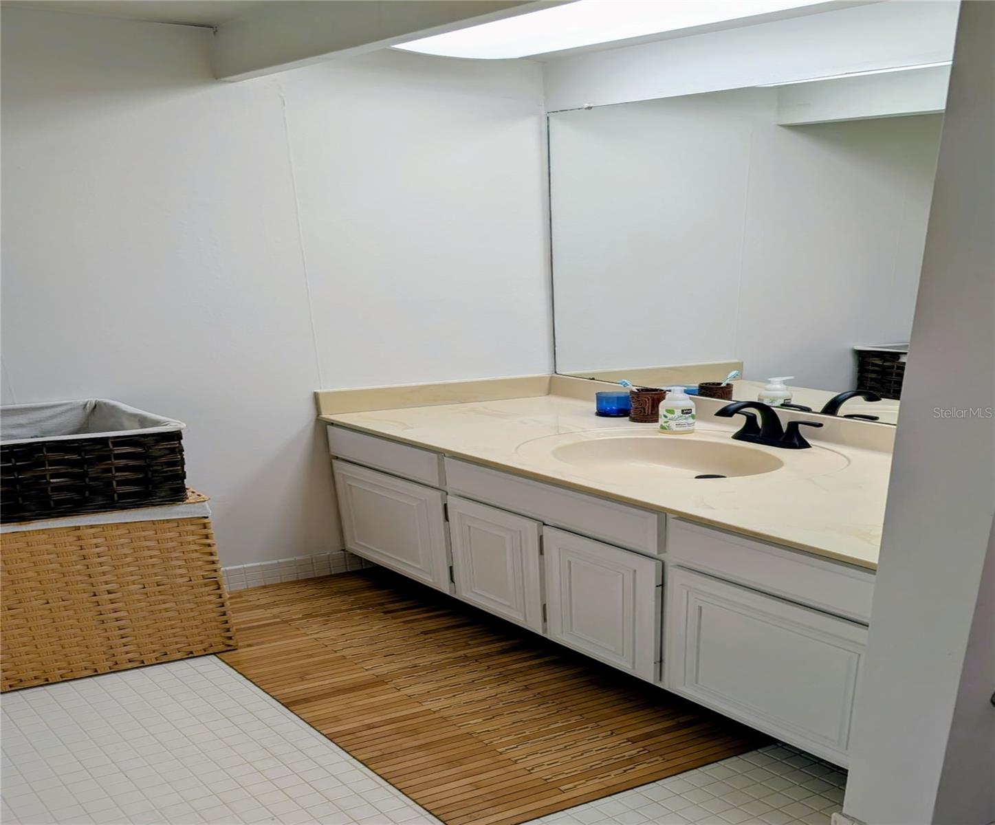 WEATHERLY THE CONDO - Residential