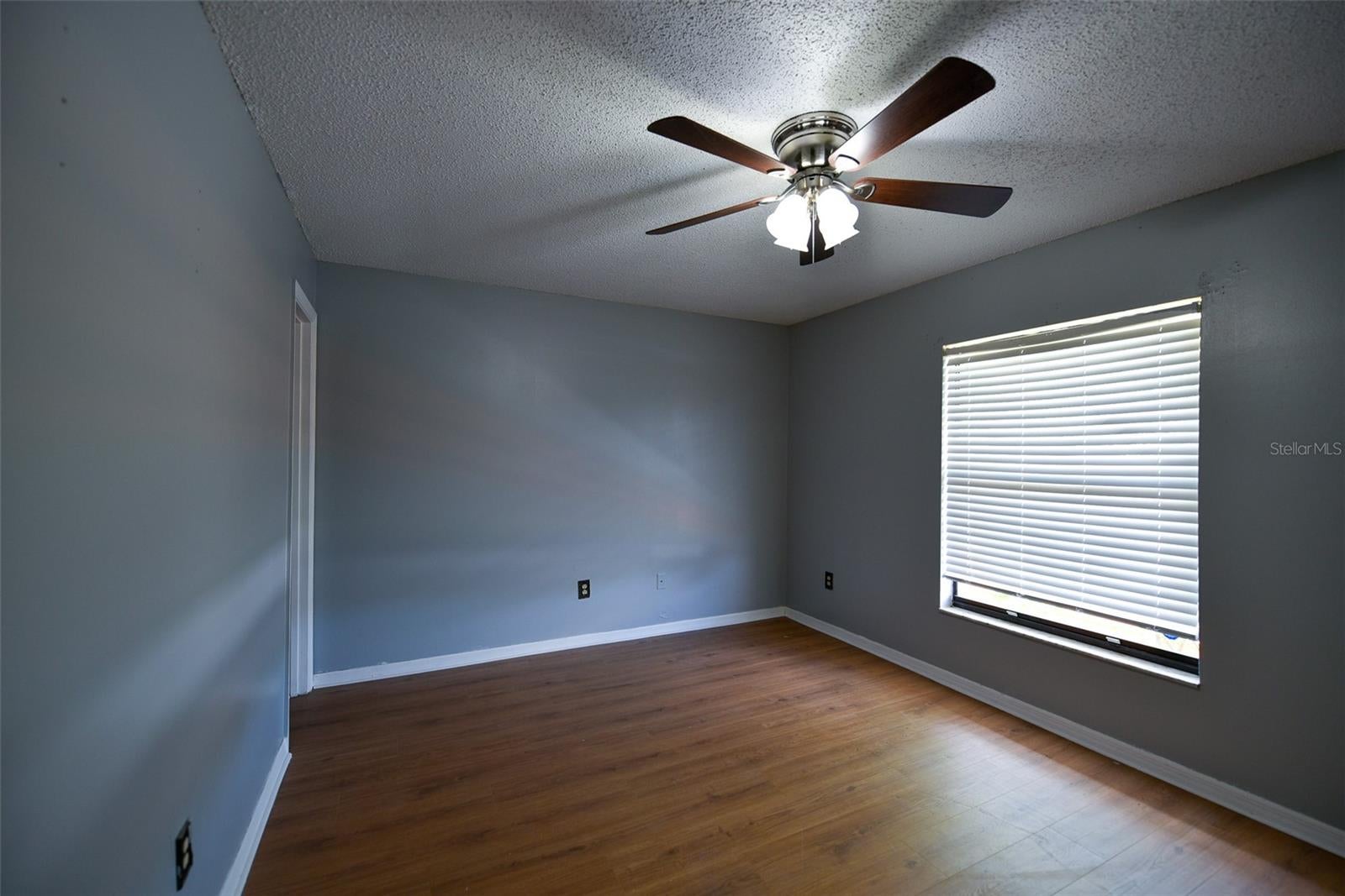 1621 SANDY POINT SQUARE 61