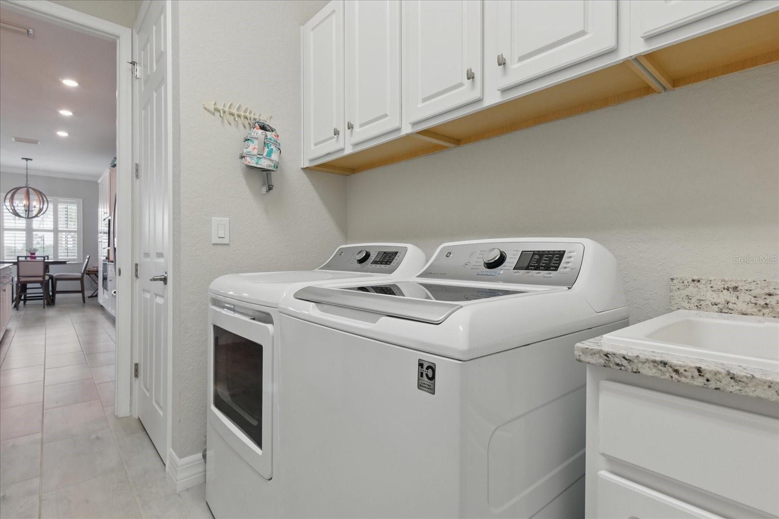 HARBOR WEST - Residential