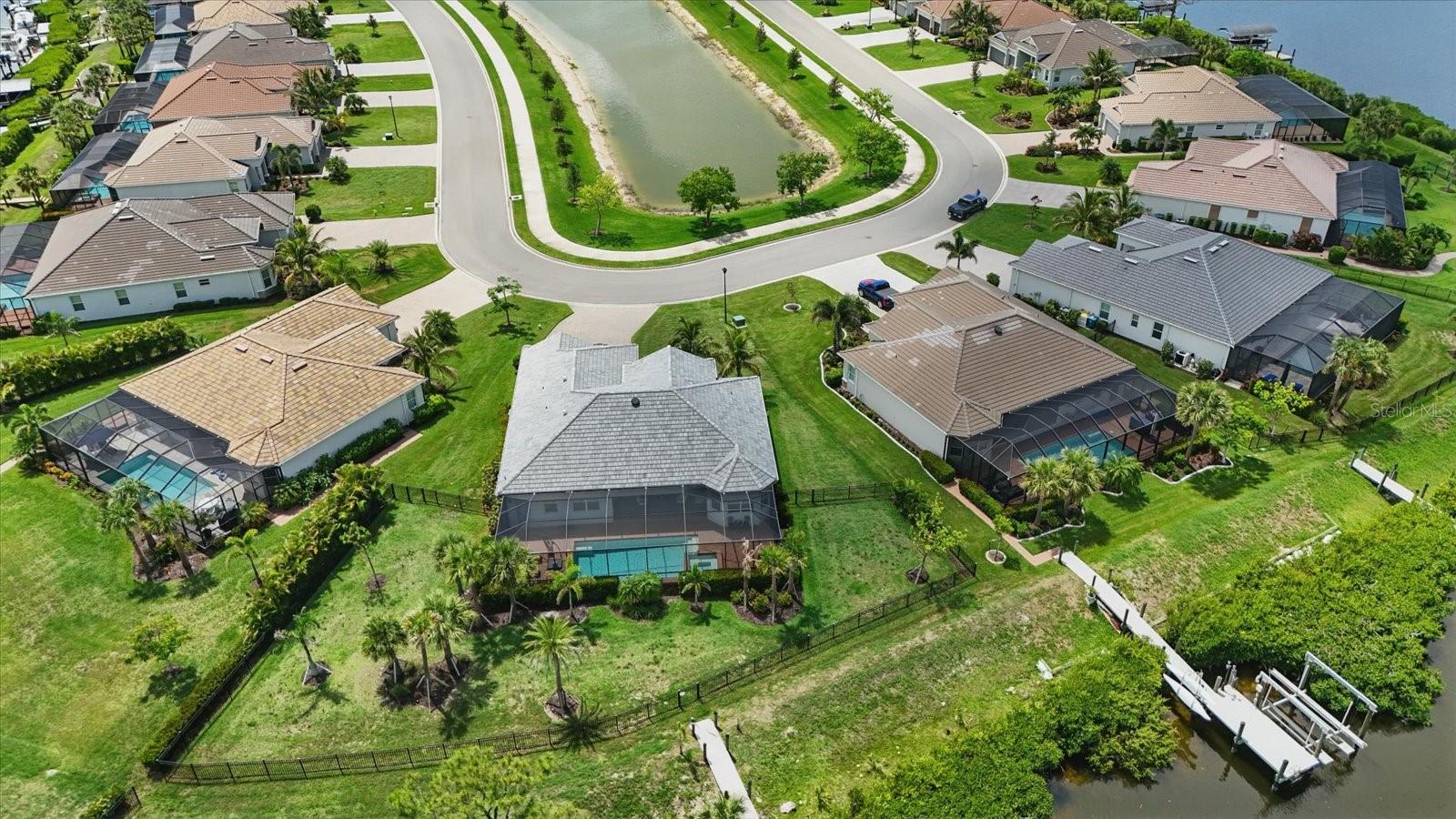 HARBOR WEST - Residential