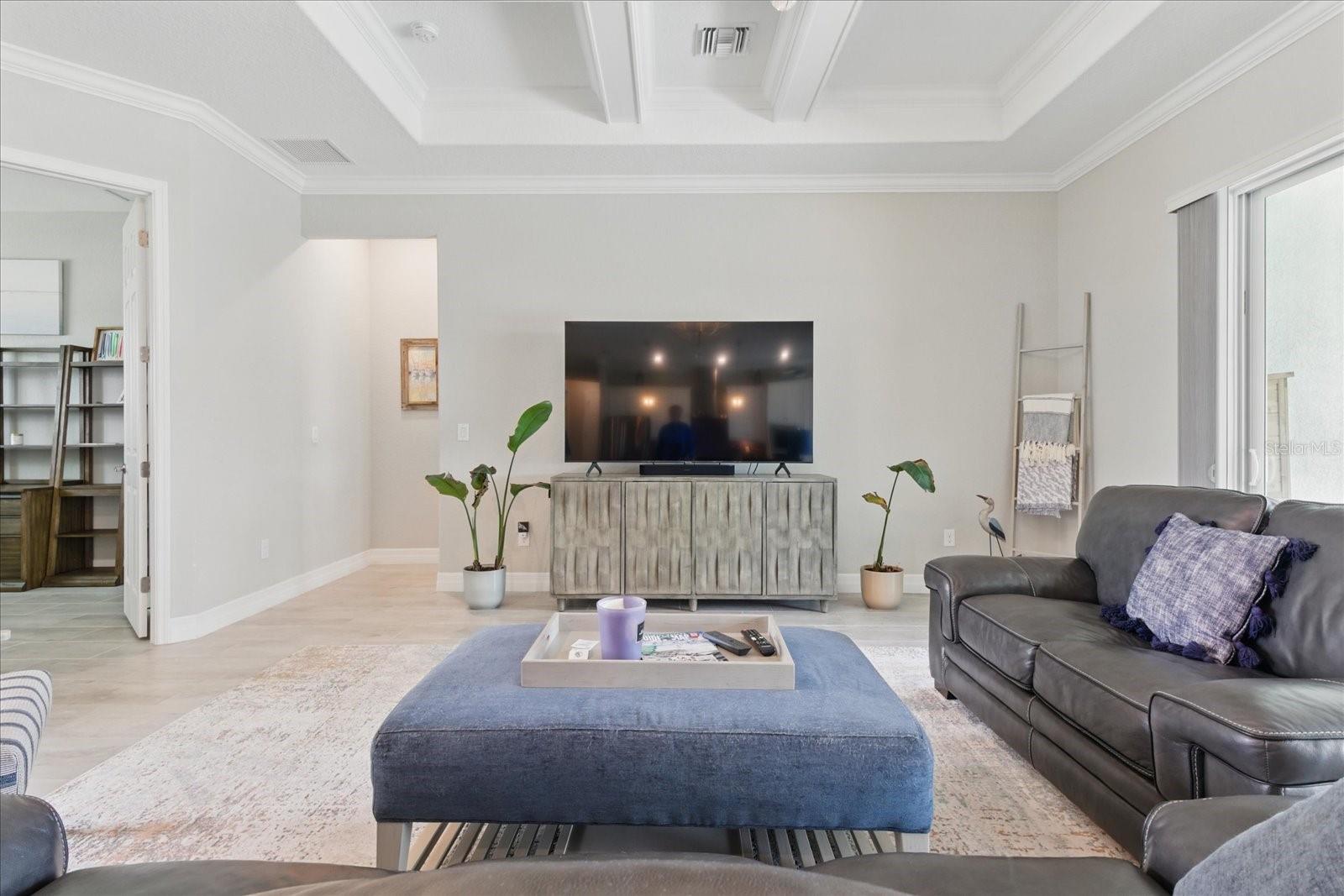 HARBOR WEST - Residential