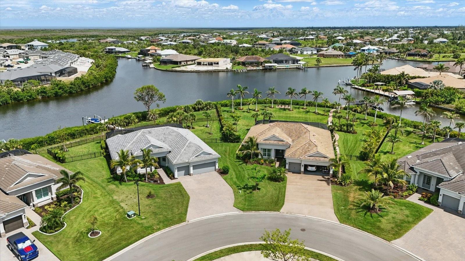 HARBOR WEST - Residential