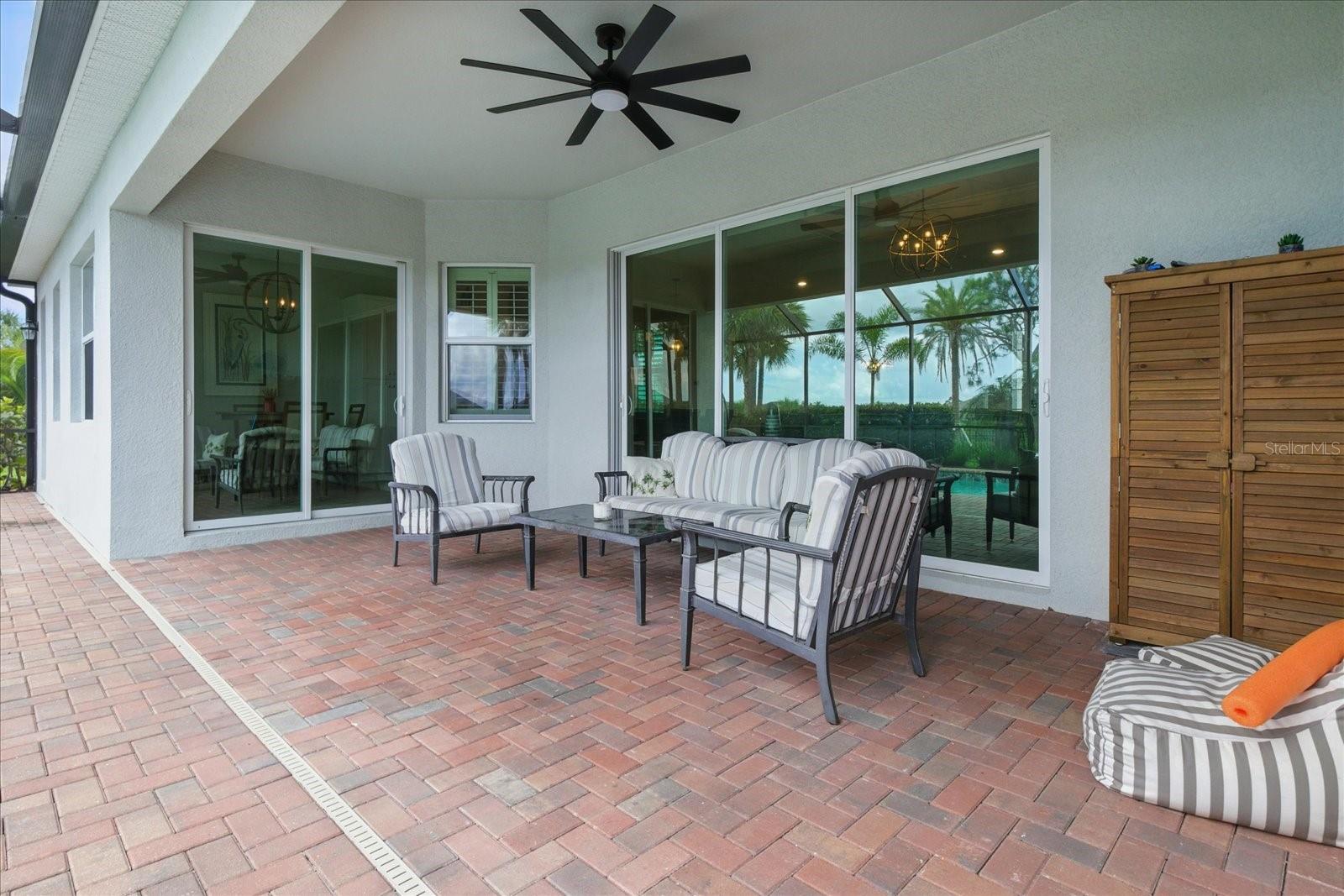 HARBOR WEST - Residential