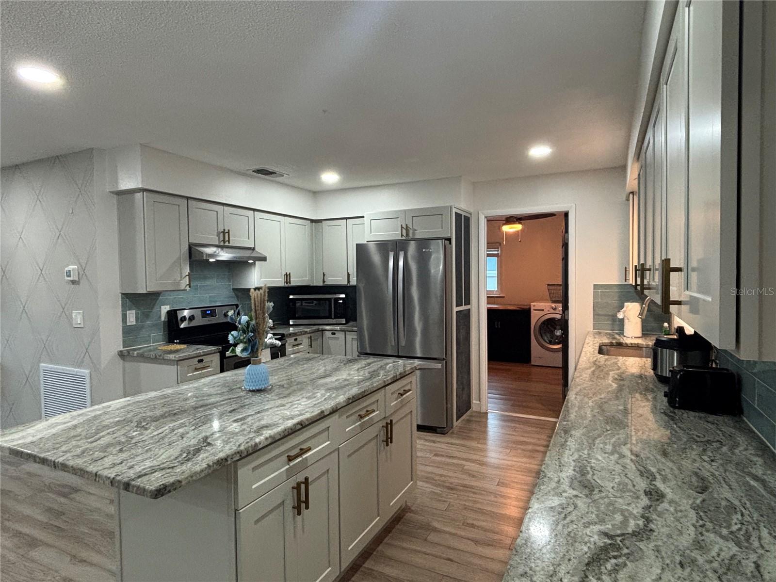HIBISCUS PARK - Residential