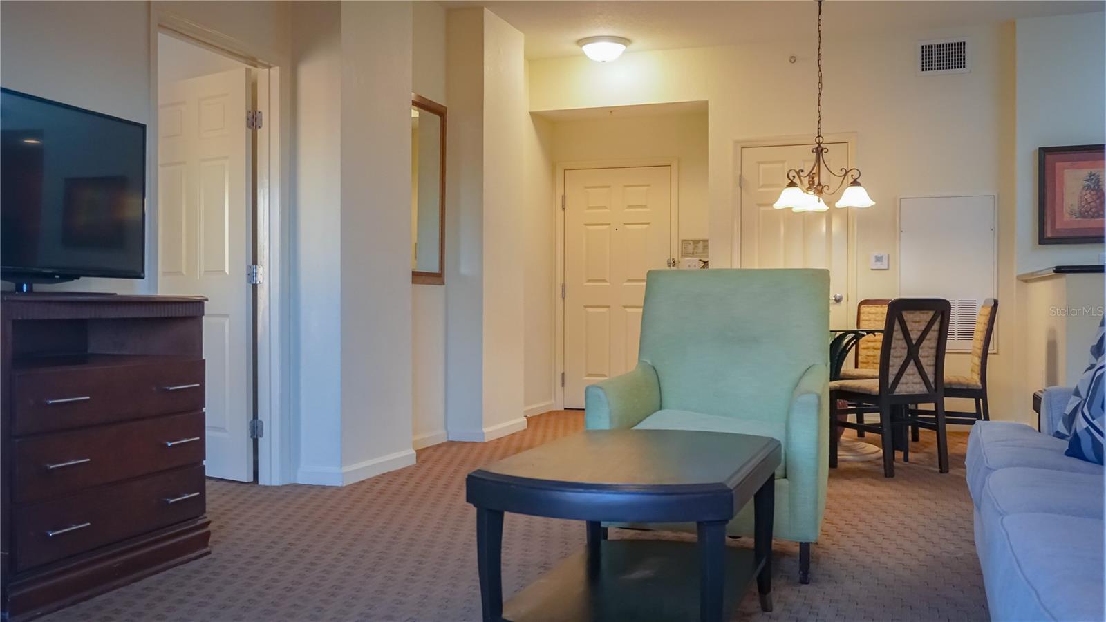 8112 POINCIANA BOULEVARD 1712