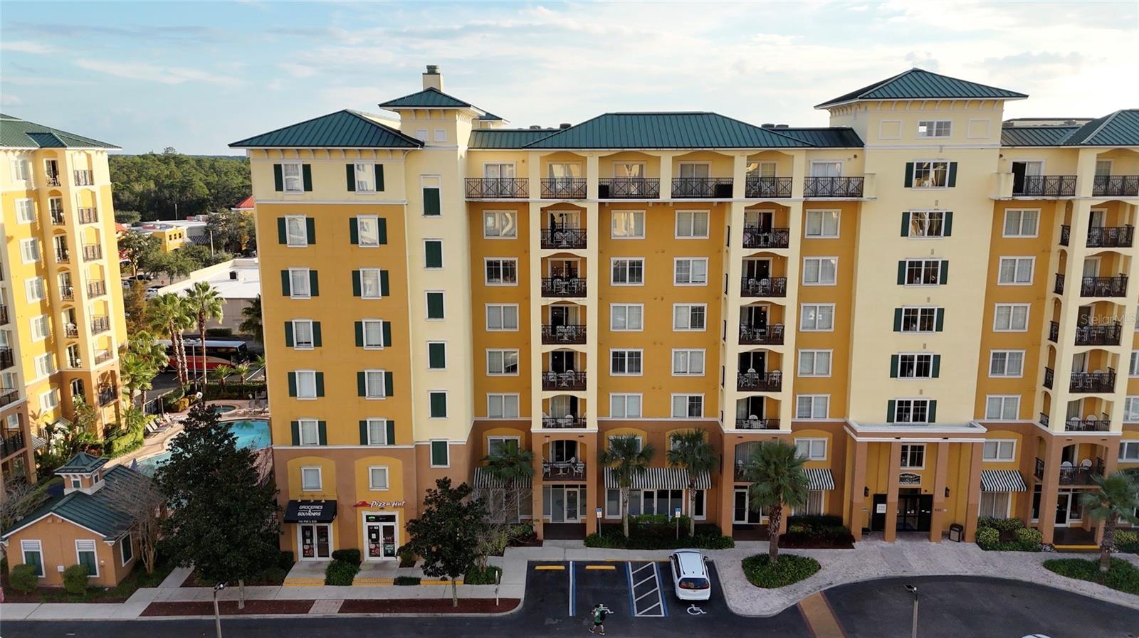 8112 POINCIANA BOULEVARD 1712