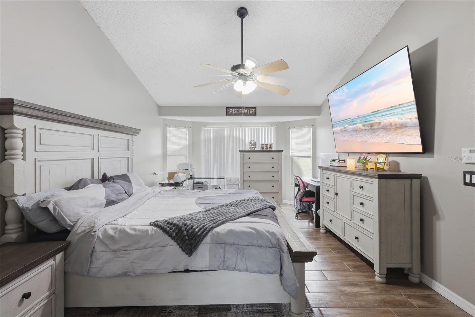 DELTONA LAKES UN 31 - Residential