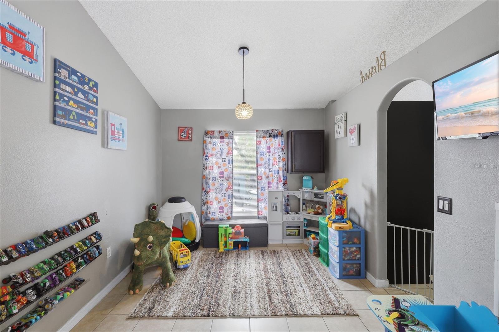 DELTONA LAKES UN 31 - Residential