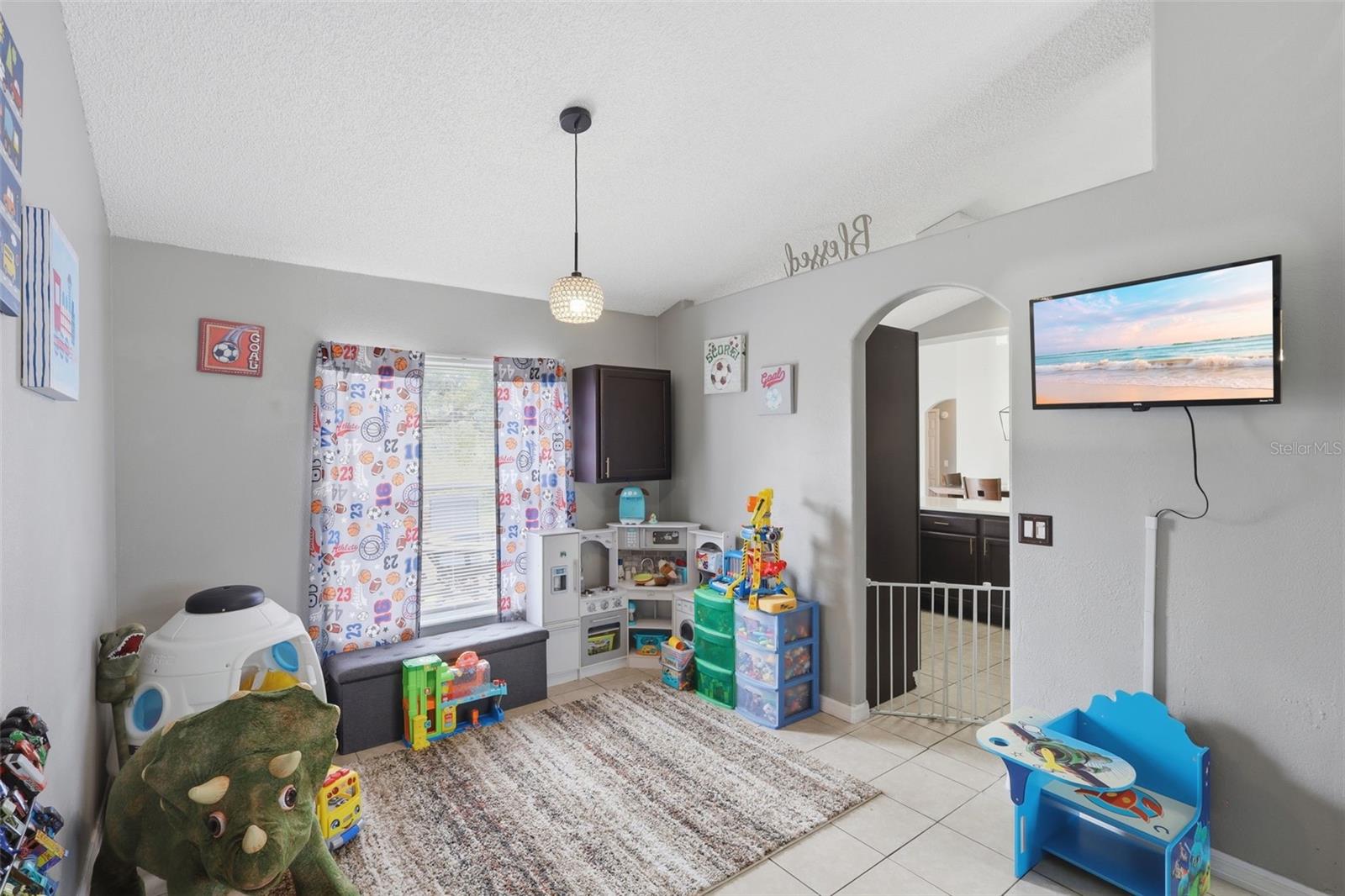 DELTONA LAKES UN 31 - Residential