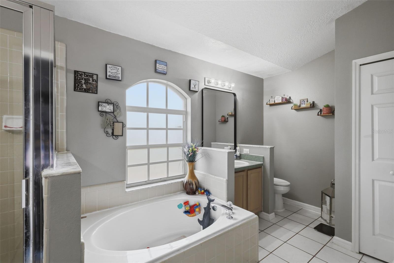 DELTONA LAKES UN 31 - Residential