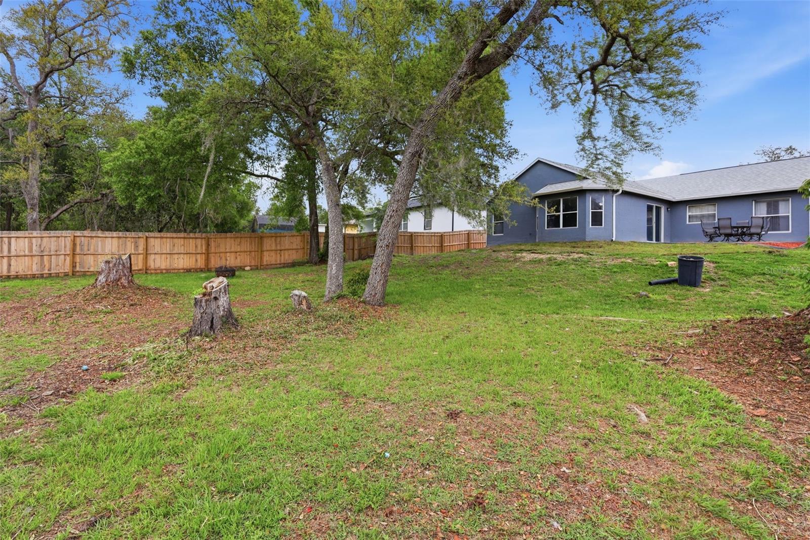 DELTONA LAKES UN 31 - Residential