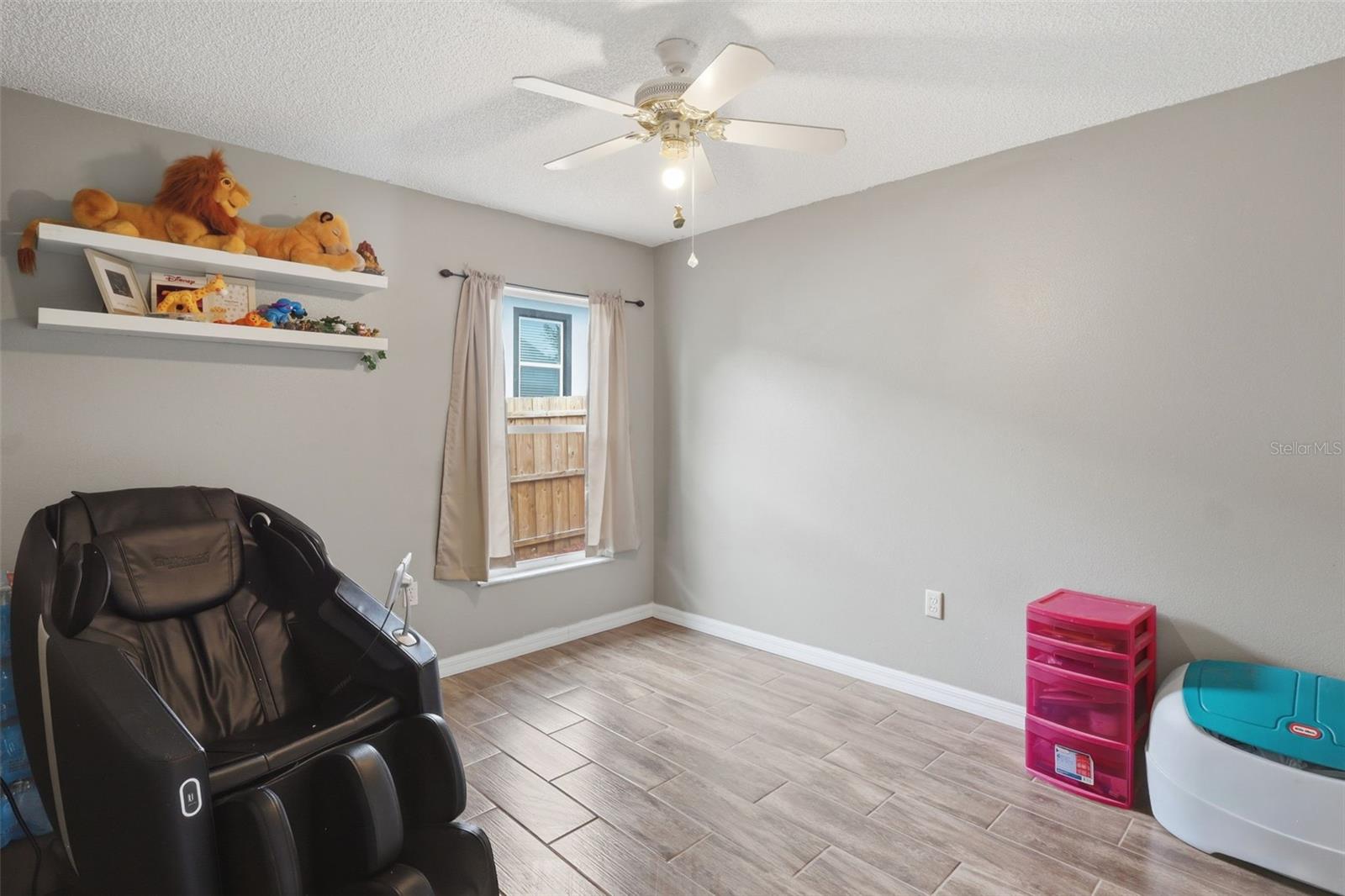 DELTONA LAKES UN 31 - Residential