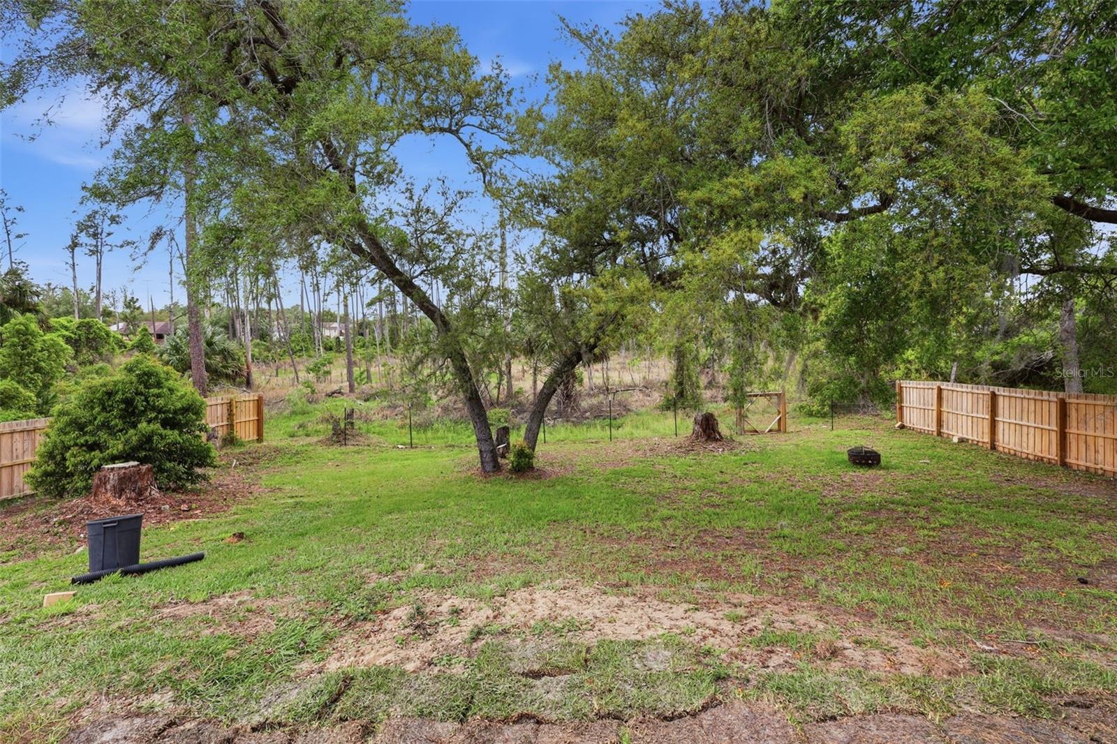 DELTONA LAKES UN 31 - Residential