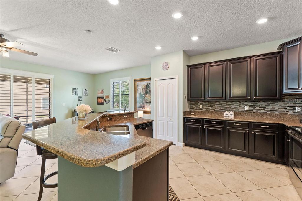 Photo of 8961 Dove Valley Way, Davenport, FL 33896 (MLS # S5148633)