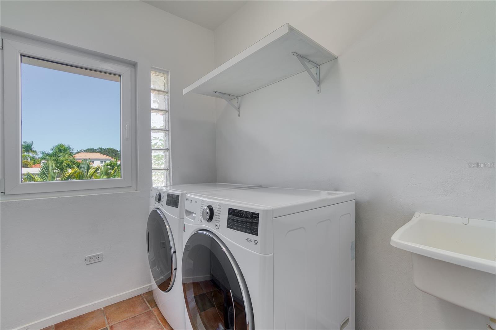 HACIENDAS EL MOLINO - Residential