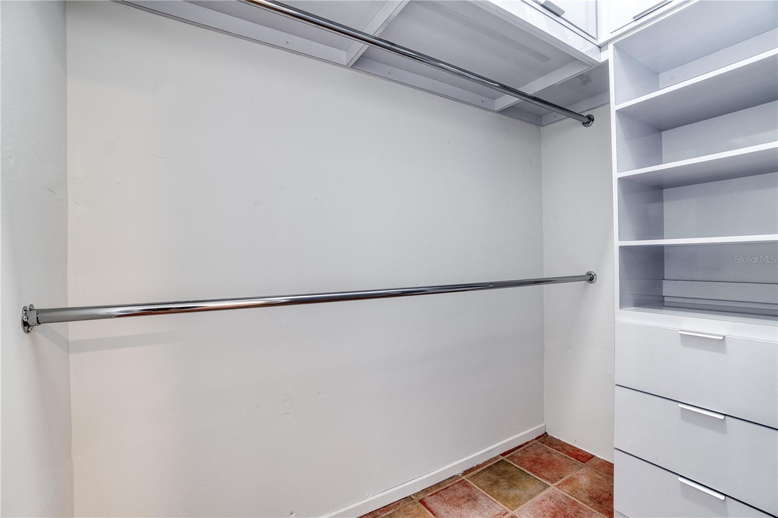 HACIENDAS EL MOLINO - Residential