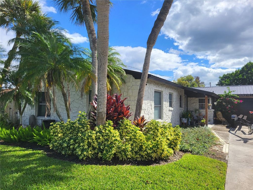 Photo of 2600 Reef Court, Orlando, FL 32805 (MLS # O6353607)