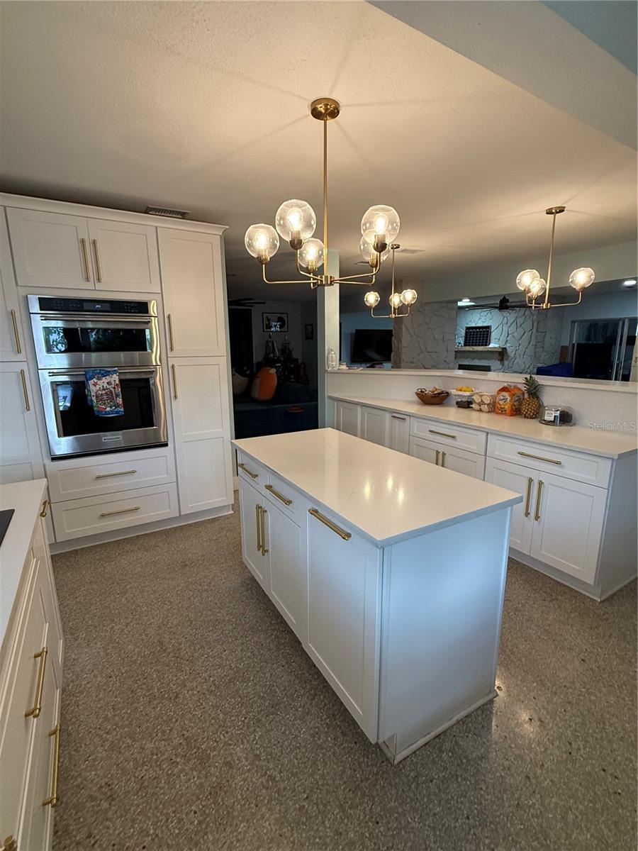 ISLE CATALINA - Residential