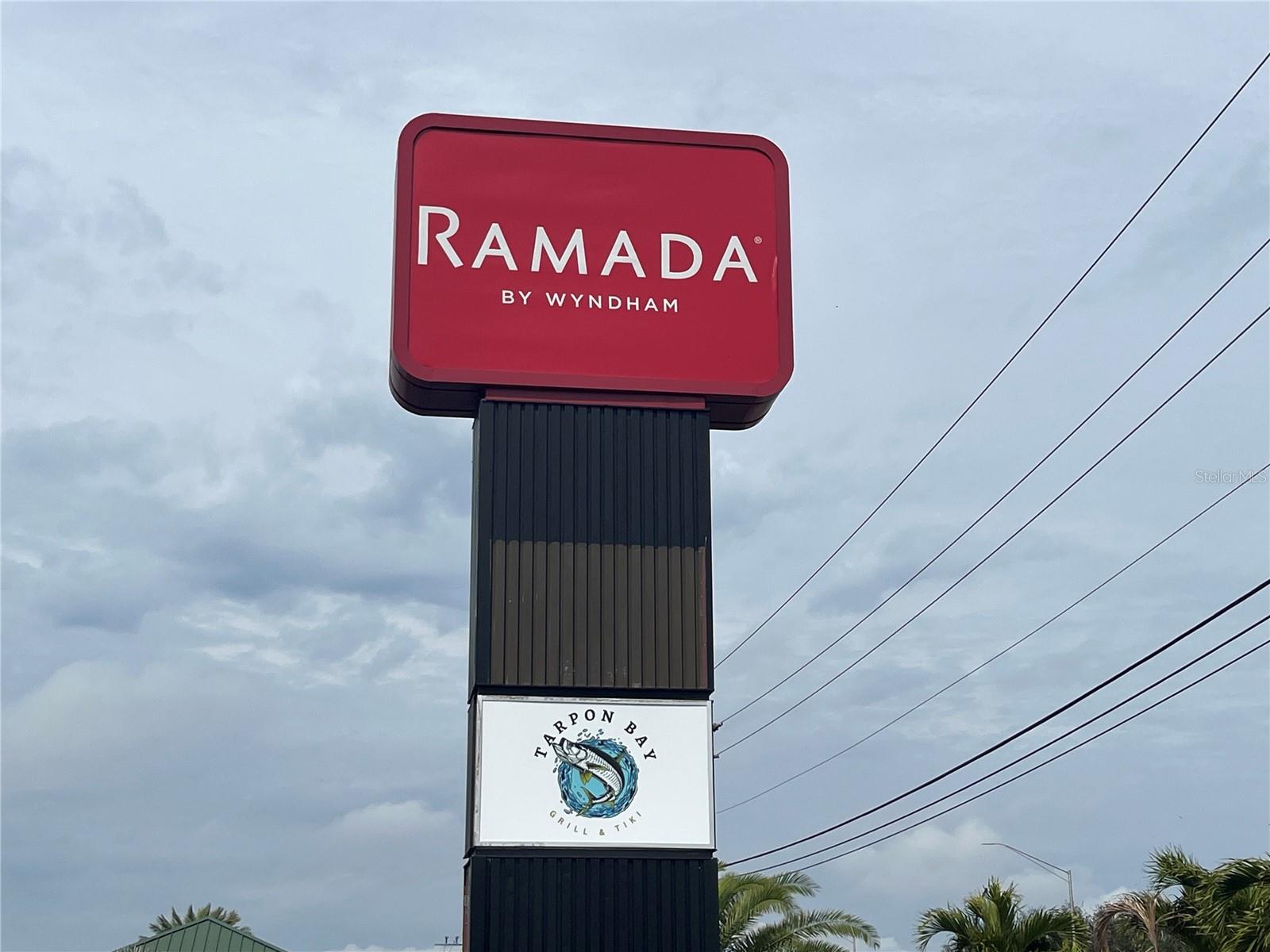 7150 N TAMIAMI TRAIL S512