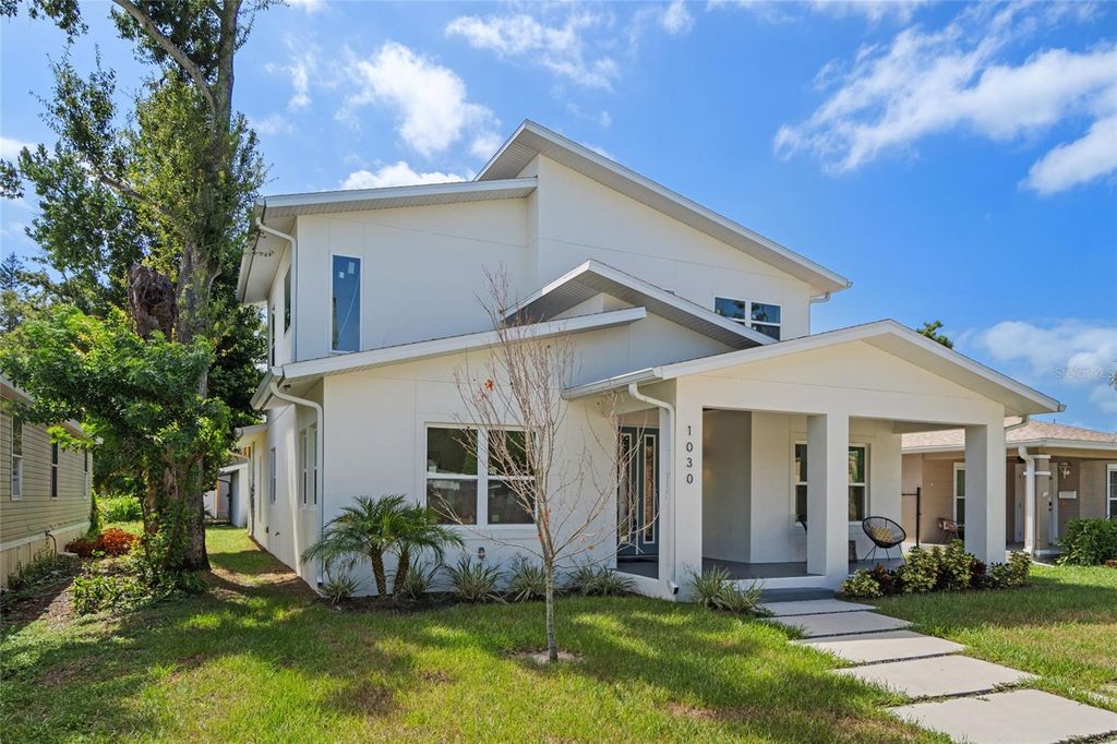 Photo of 1030 11th Avenue S, St Petersburg, FL 33705 (MLS # TB8433304)