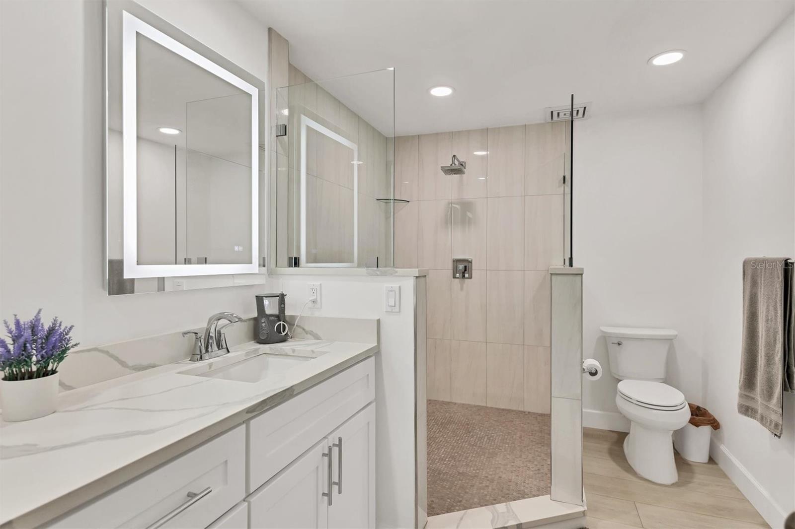 BAYVIEW HOMES I - Residential