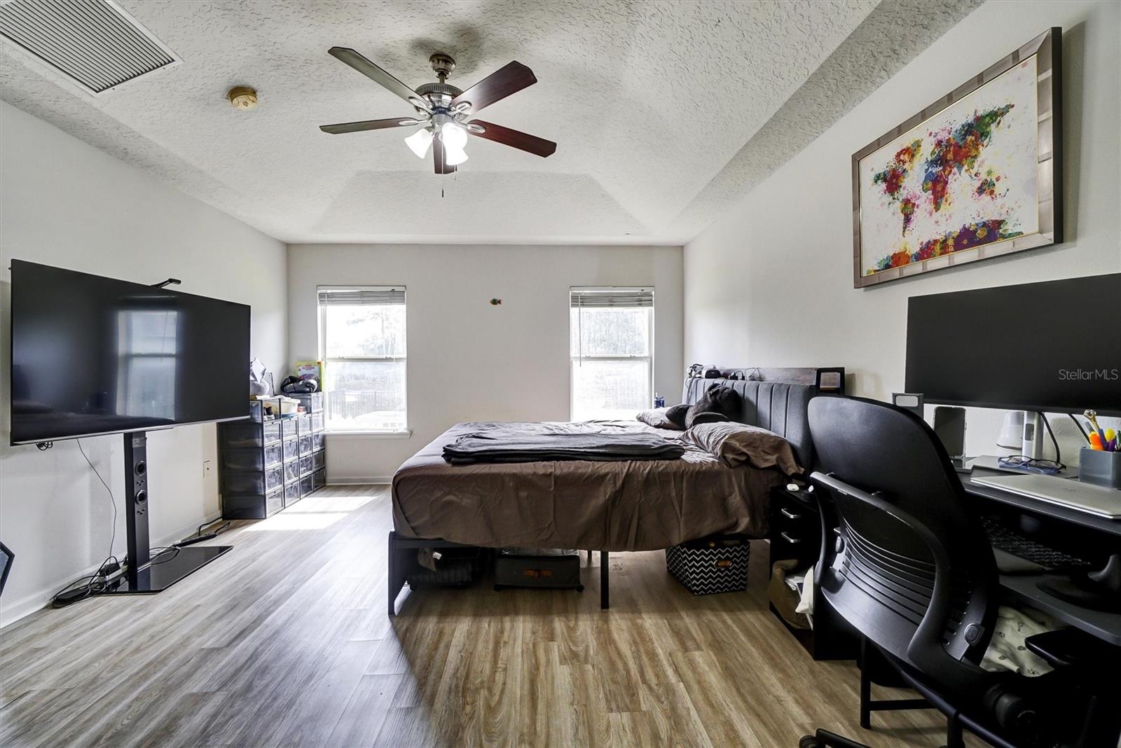 ADAMS LAKE - Residential