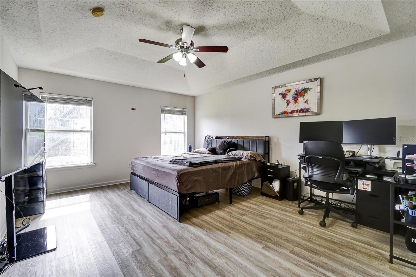 ADAMS LAKE - Residential