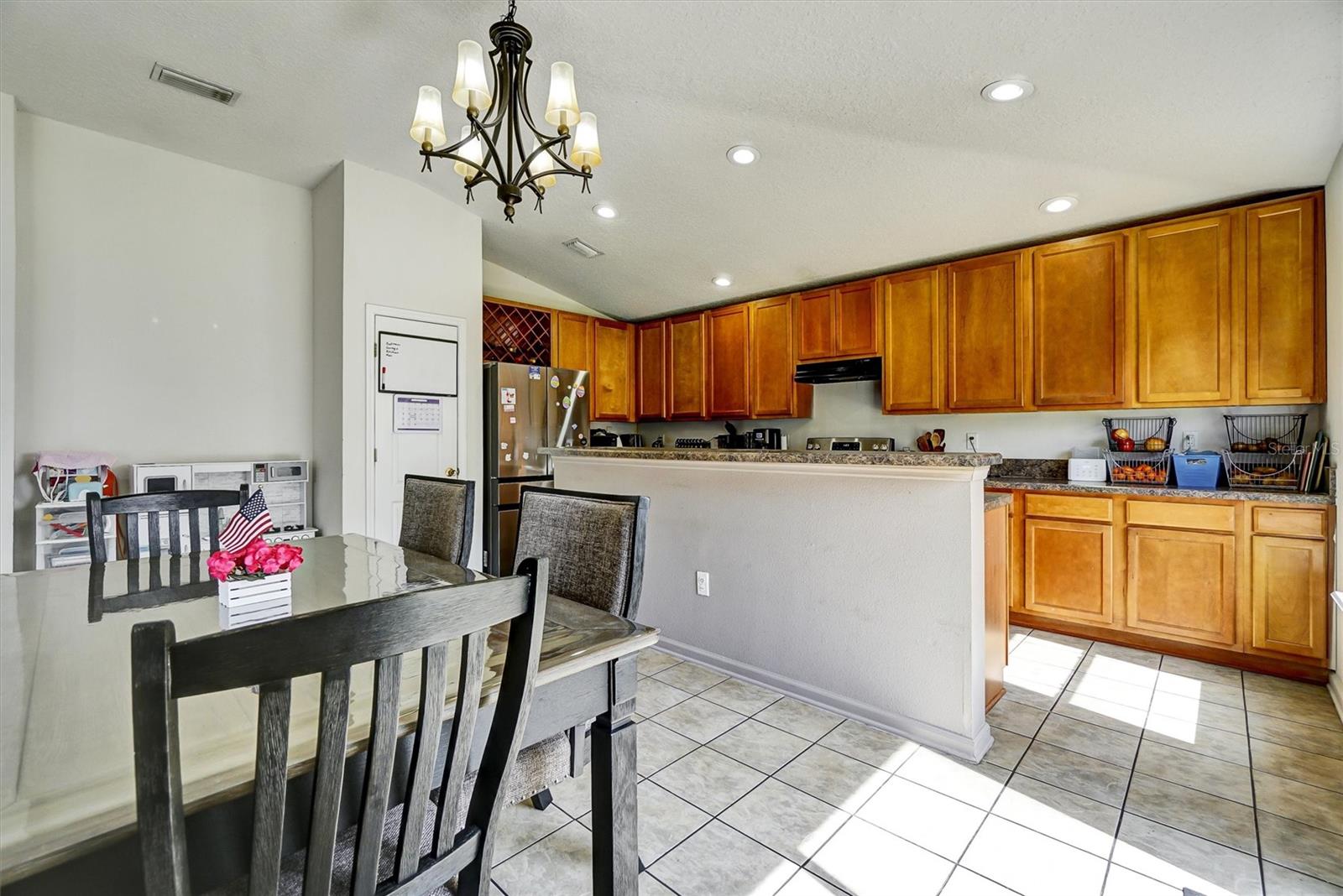 ADAMS LAKE - Residential