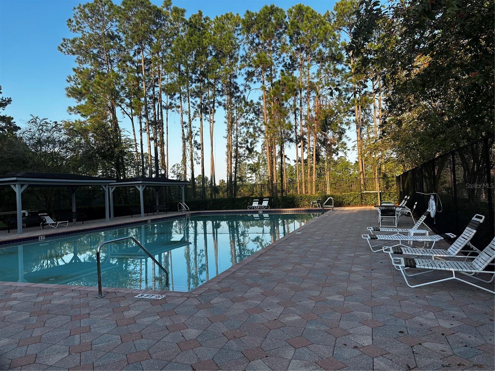 ADAMS LAKE - Residential
