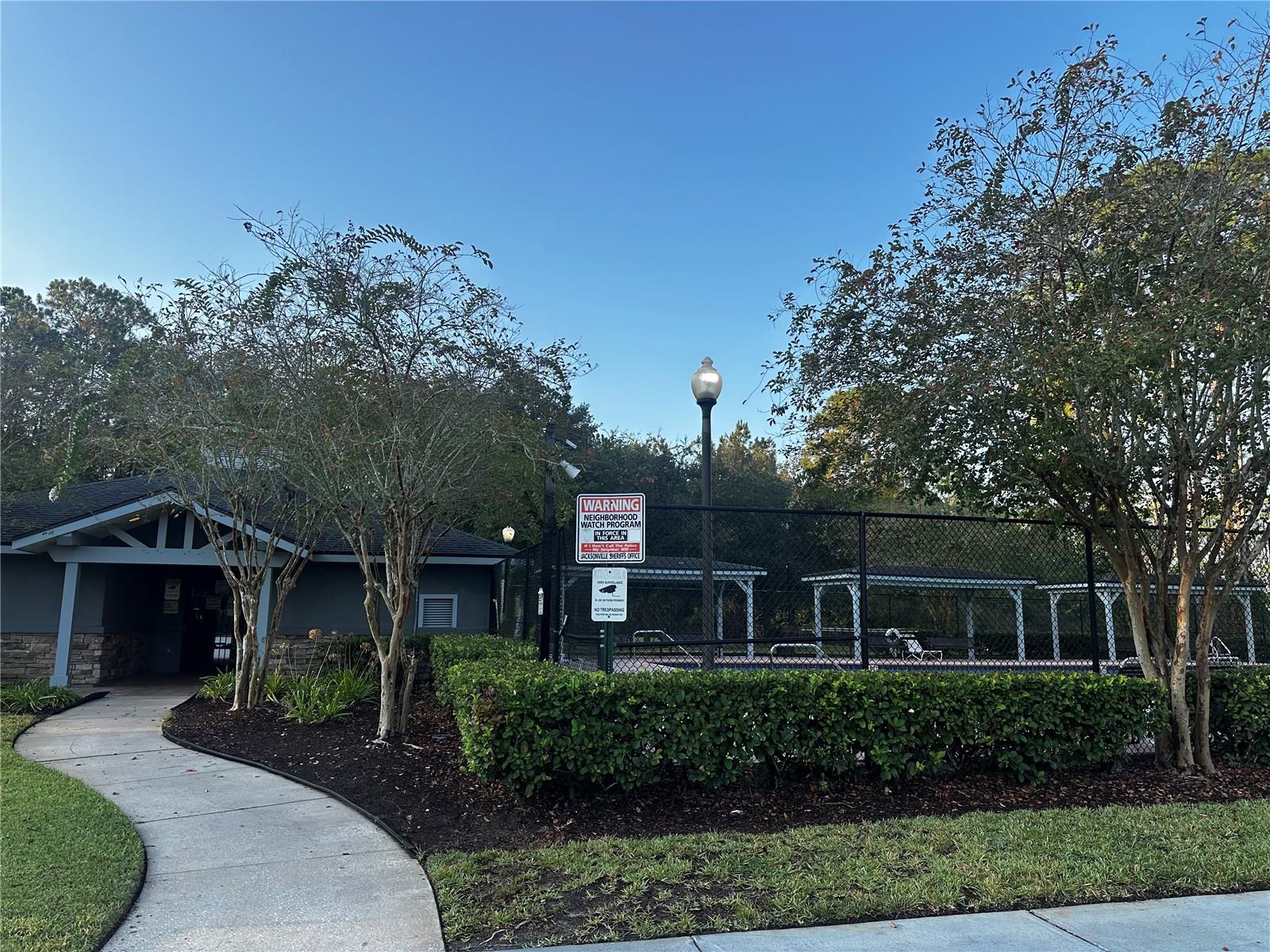 ADAMS LAKE - Residential